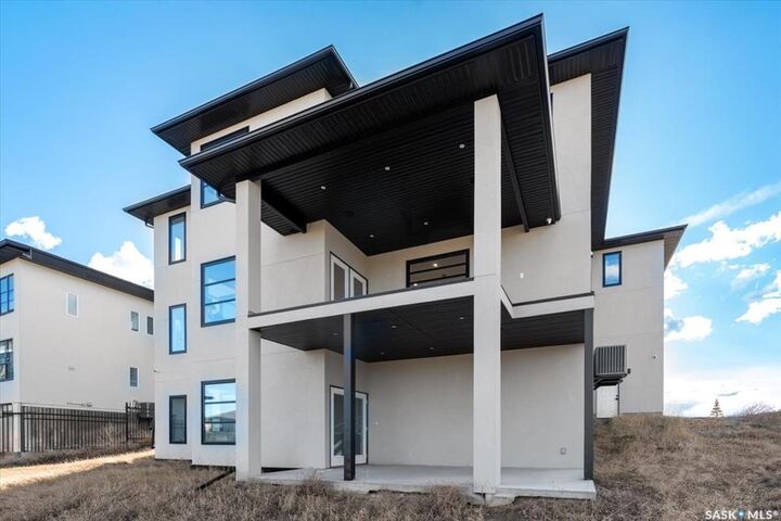 Property Photo:  304 Spruce Creek Crescent  SK S0G 3Z0 