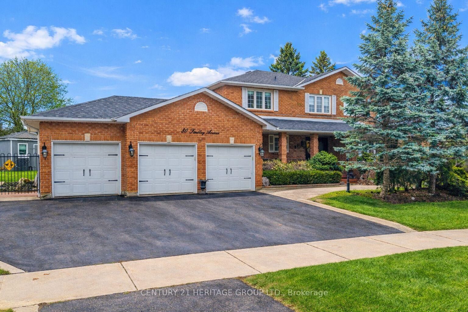 Property Photo:  80 Findlay Avenue  ON L7B 1E1 