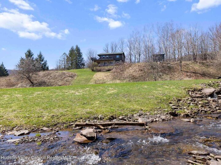 Property Photo:  740 New Kingston Mountain  NY 12455 