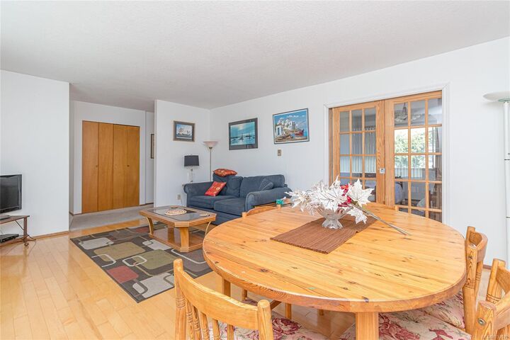 Property Photo: 9975 Victoria Rd BC V0R 1K2