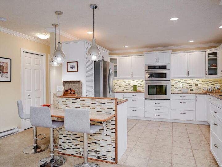 Property Photo: 2087 James White Blvd BC V8L 4G5