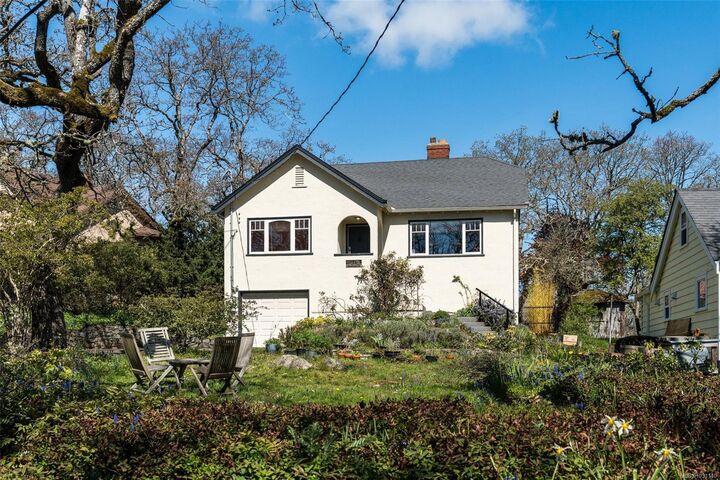 Property Photo:  3404 Connorton Lane  BC V8P 3K1 