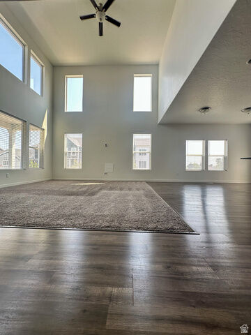 Property Photo:  816 N 2175 W  UT 84041 