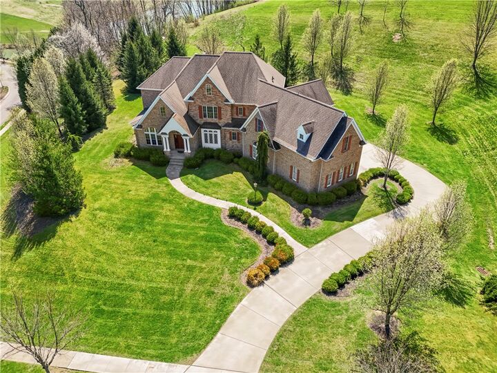 Property Photo:  107 Kingston Ave  PA 16066 