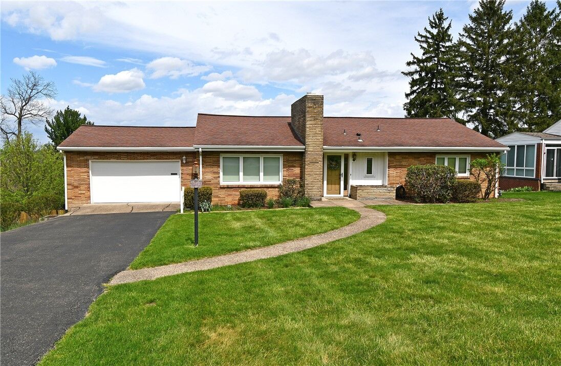 Property Photo:  60 Swallow Hill Rd  PA 15106 