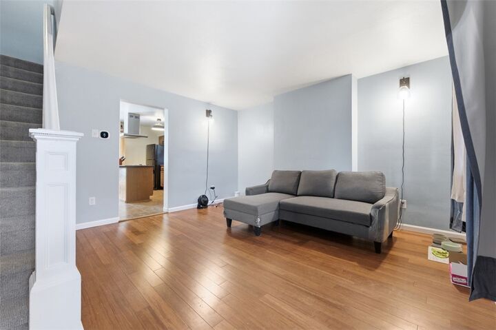 Property Photo:  217 Ilion St  PA 15207 