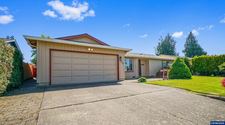 Property Photo:  4702 Settlers Dr NE  OR 97305 