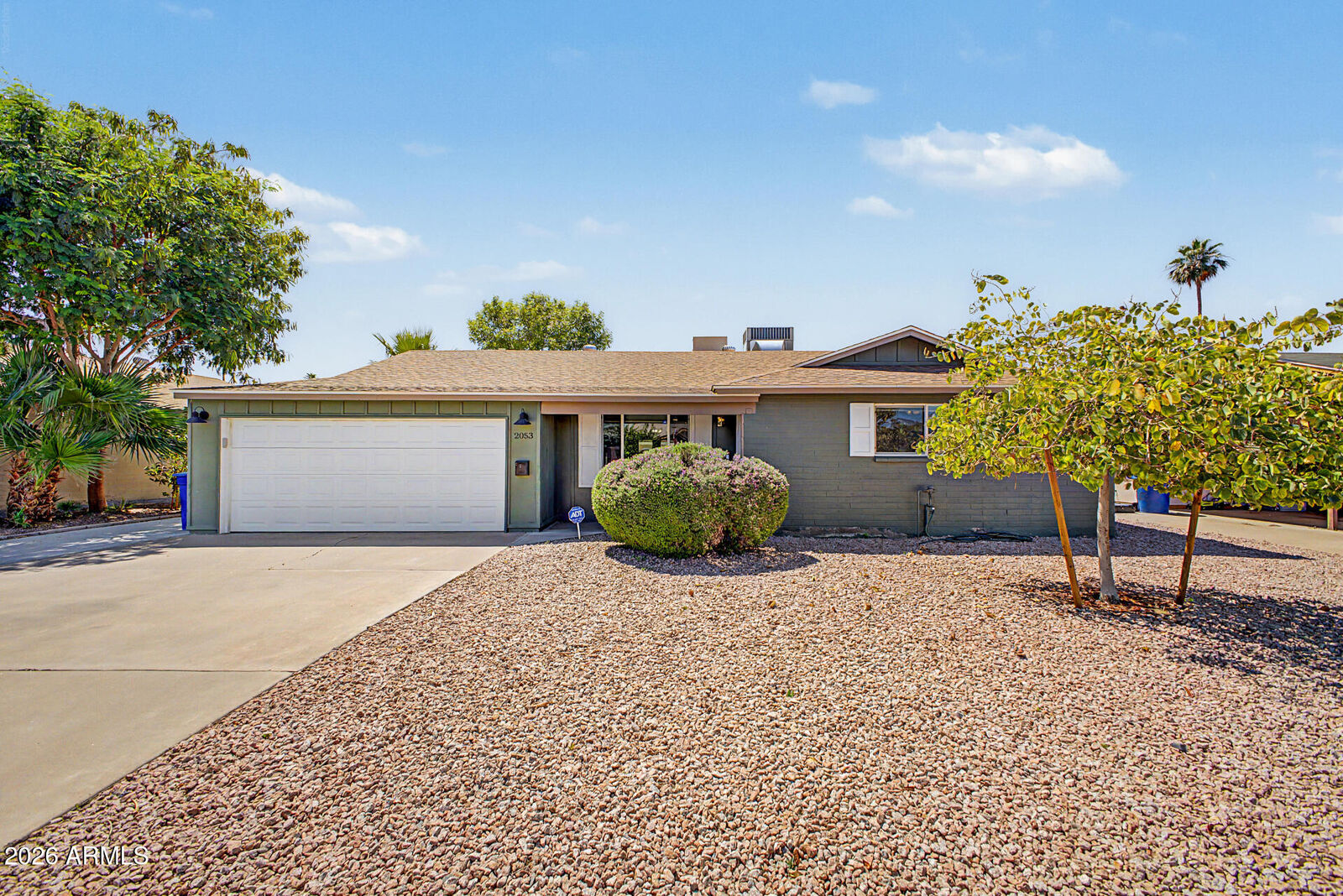 Property Photo:  2053 E Minton Drive  AZ 85282 