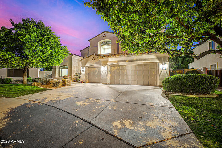 Property Photo:  1563 W Kaibab Drive  AZ 85248 