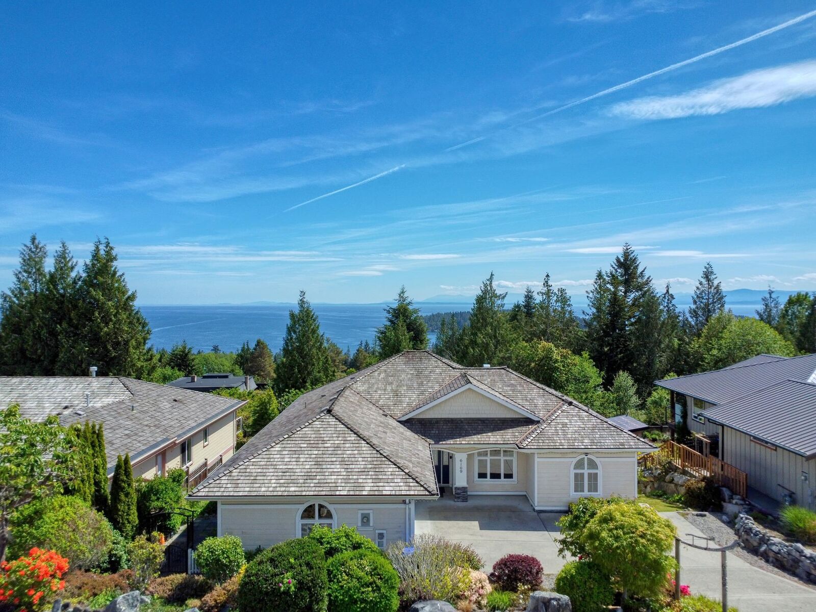 Property Photo: 6169 Mika Road BC V0N 3A7