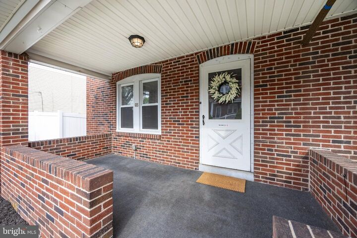 Property Photo:  615 Spruce Street  PA 19464 