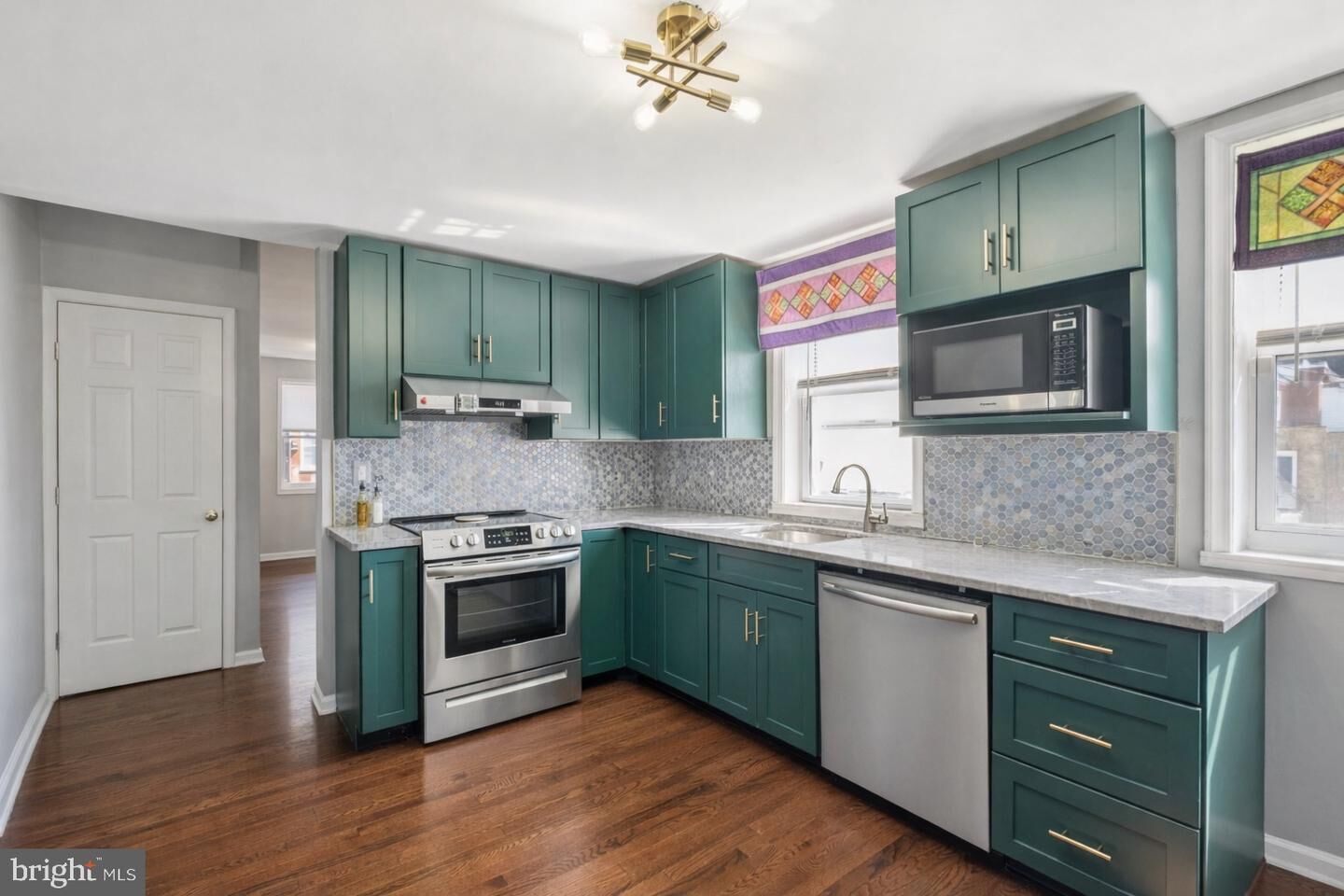 Property Photo:  837 N Madison Street  DE 19801 