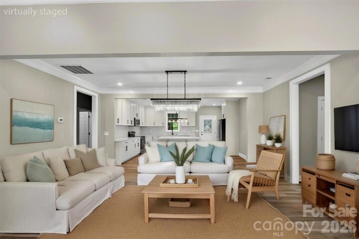 Property Photo: 409 Huntington Woods Street 65 NC 28645