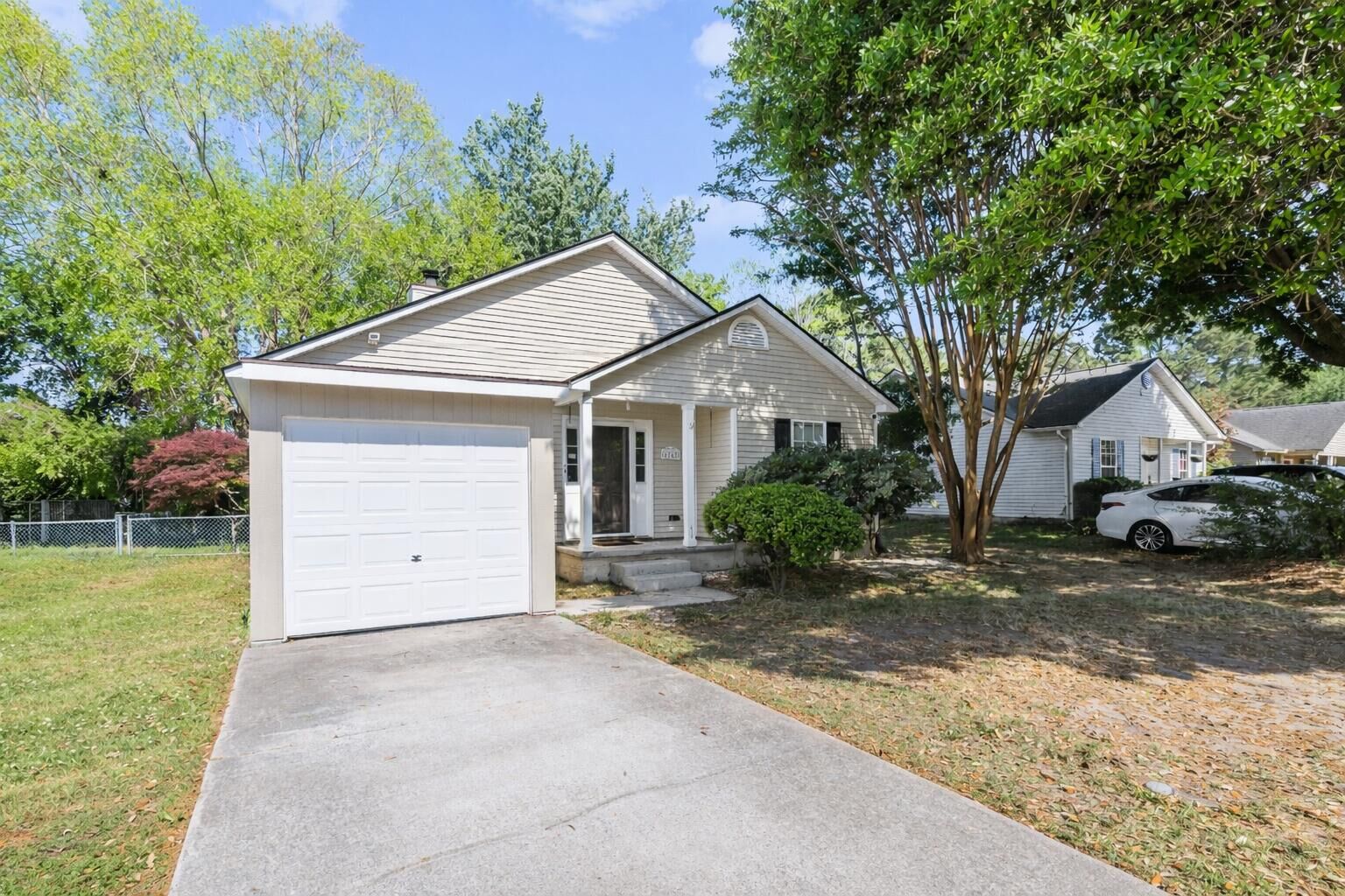 Property Photo:  1147 Landsdowne Drive  SC 29412 