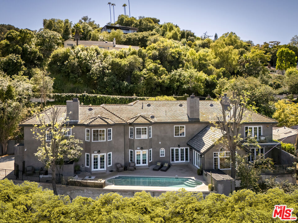 Property Photo:  12917 Galewood St  CA 91604 