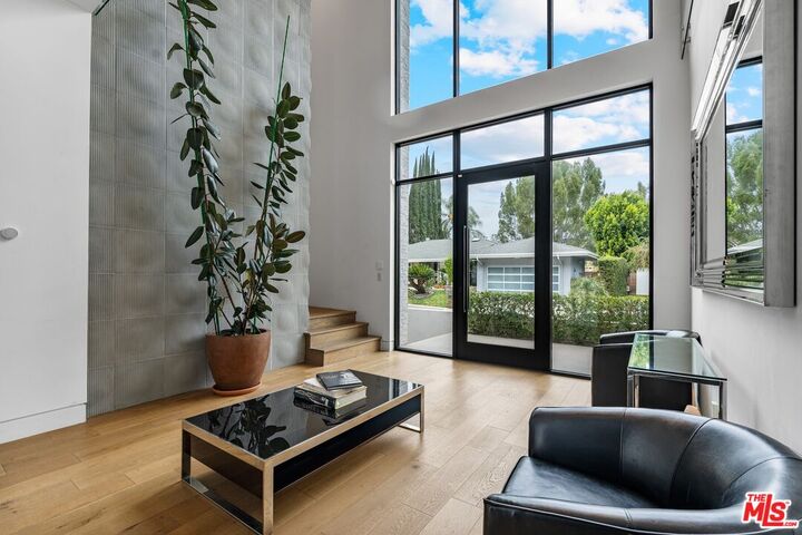 Property Photo:  3553 Alana Dr  CA 91403 