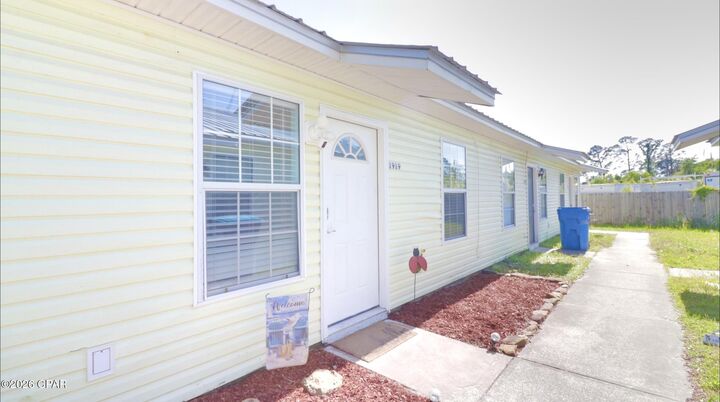 Property Photo:  1919 Dorothy Avenue  FL 32407 