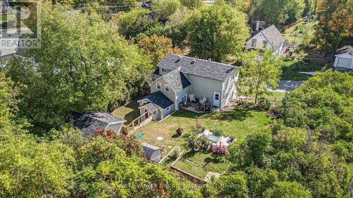 Property Photo:  107 Owen Street  ON K0G 1K0 