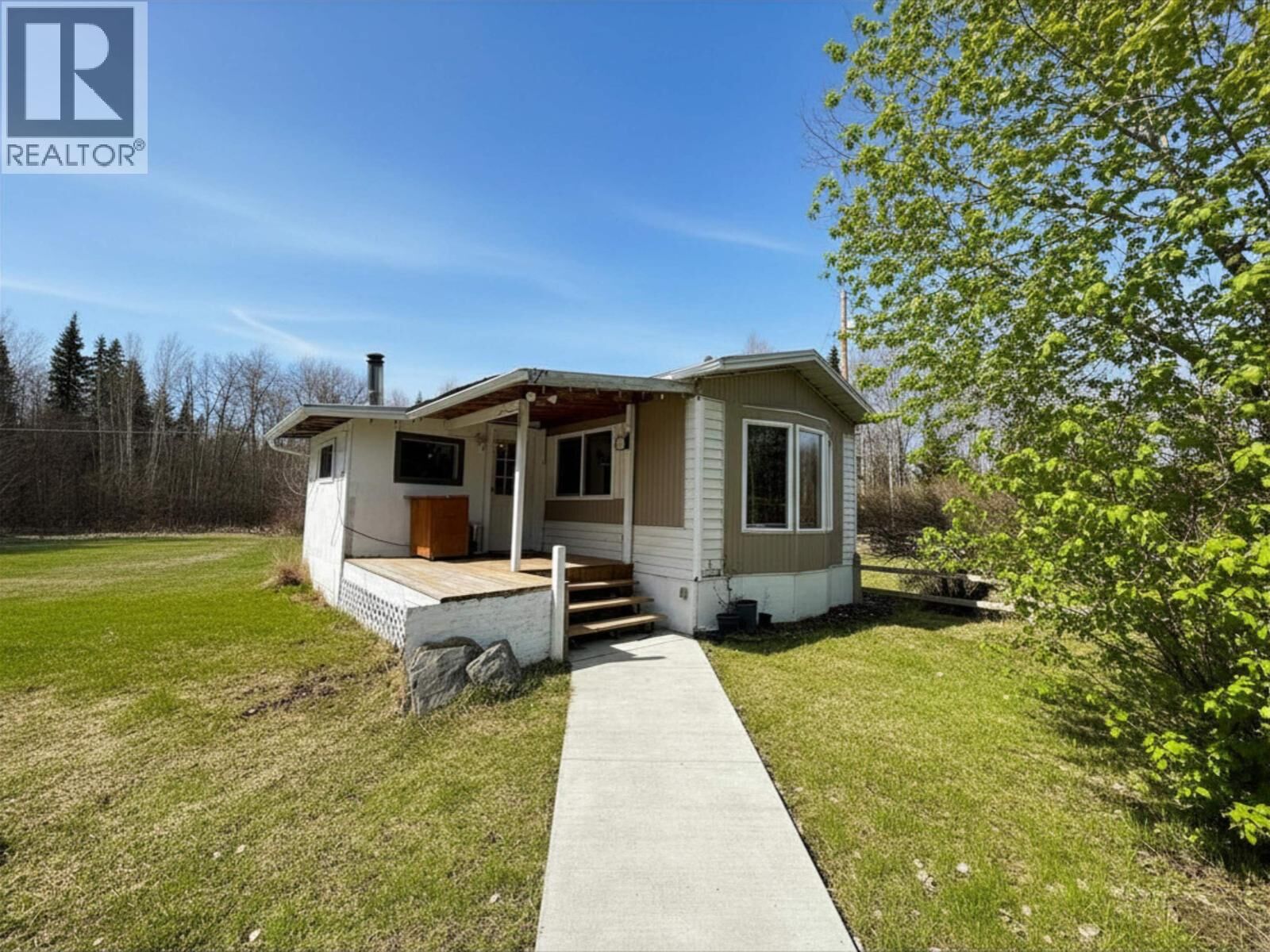 Property Photo:  1533 Winword Road  BC V2J 7G3 
