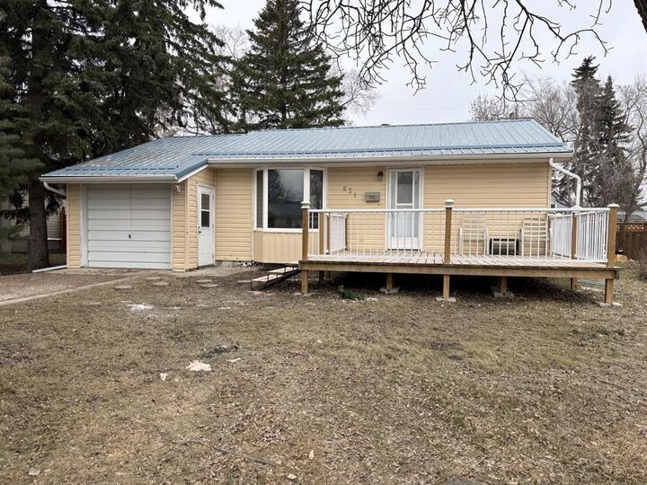 Photo de la propriété:  621 Hossack Avenue  MB R0K 1G0 