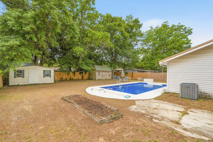 Property Photo:  504 23rd Street  FL 32578 