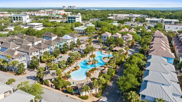 Property Photo: 209 E Grand Key Loop FL 32541