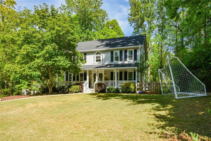 Property Photo:  304 Cacique Court  GA 30188 