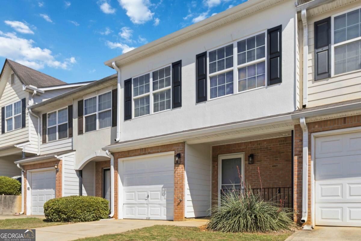 Property Photo:  702 Georgetown Court  GA 30236 