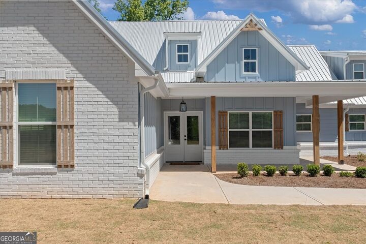 Property Photo: 1488 Morgan Road GA 30110