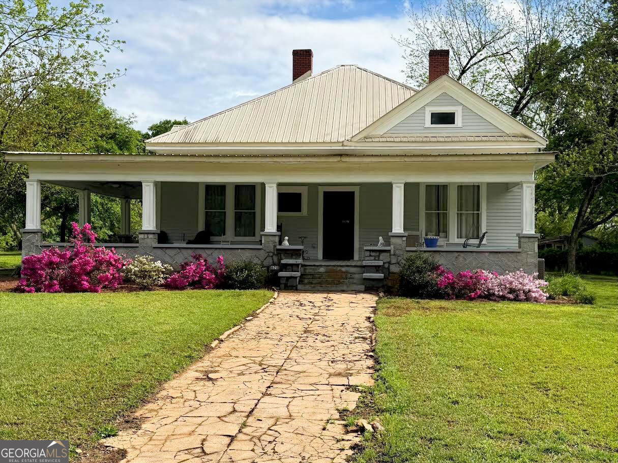 Property Photo:  670 S Railroad Avenue  GA 30627 