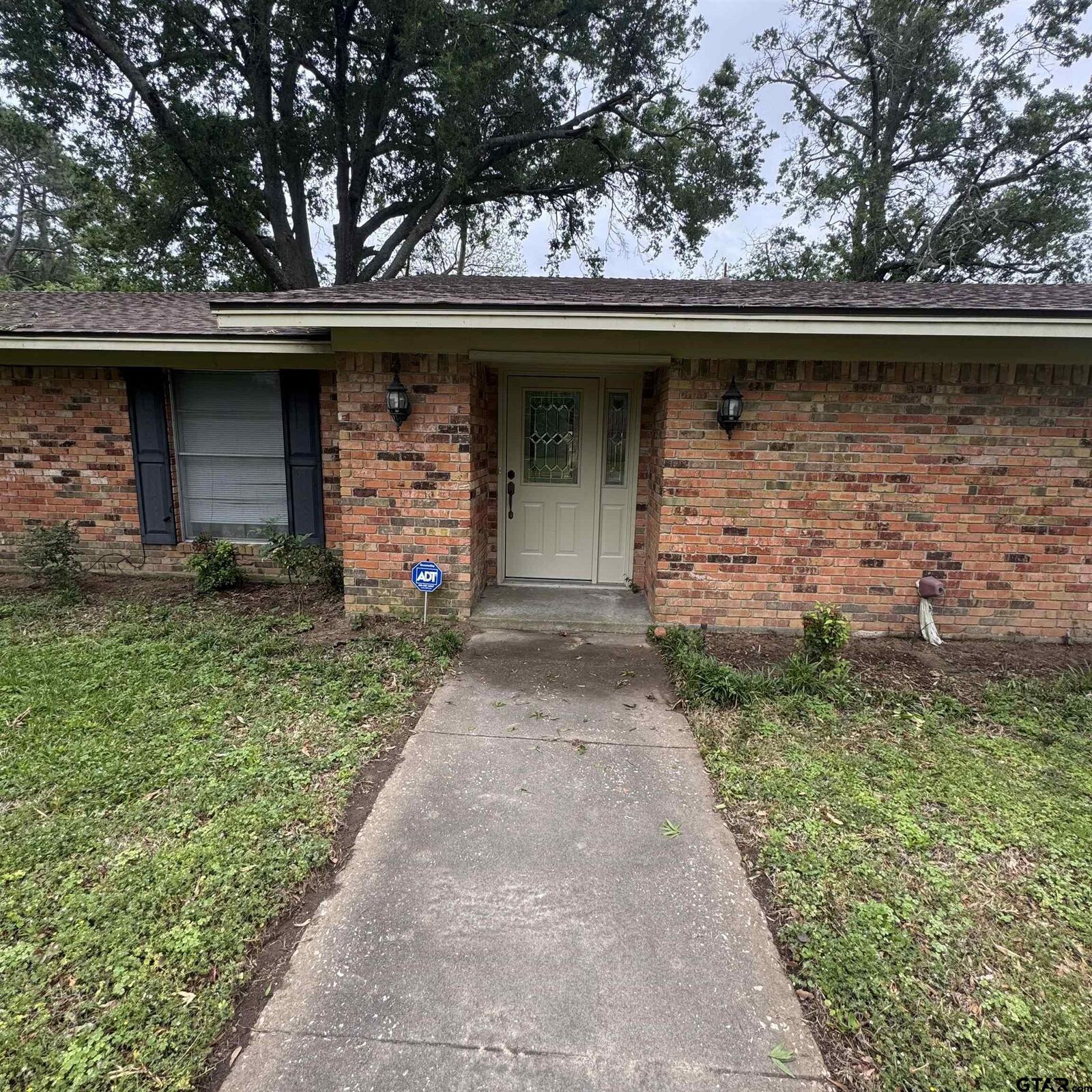 Property Photo:  300 Merrell Drive  TX 75482 