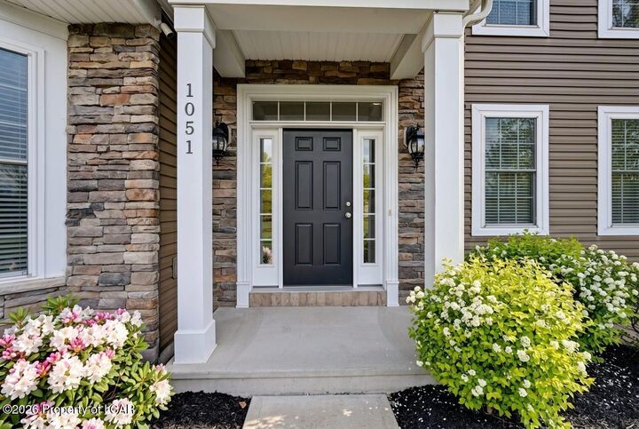 Property Photo:  1051 Manor Drive  PA 18707 