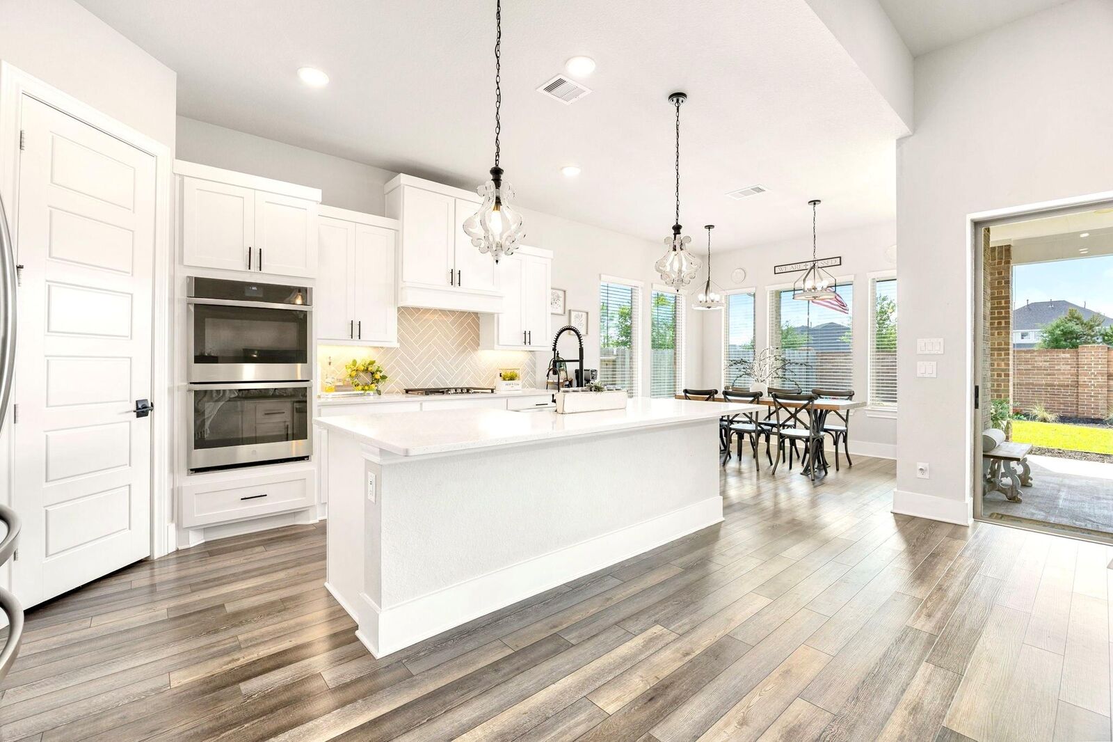 Property Photo:  1934 Mustang Bluff Lane  TX 77494 