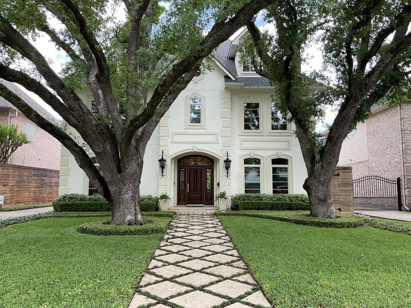 Property Photo:  4534 Beech Street  TX 77401 