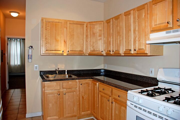 Property Photo:  273 Webster Ave 4  NJ 07307 