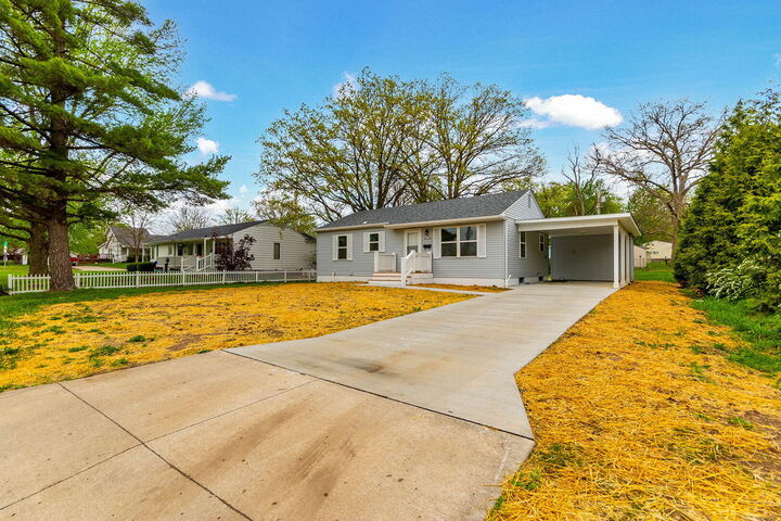 Property Photo:  1121 Lakeview Road  MO 65265 