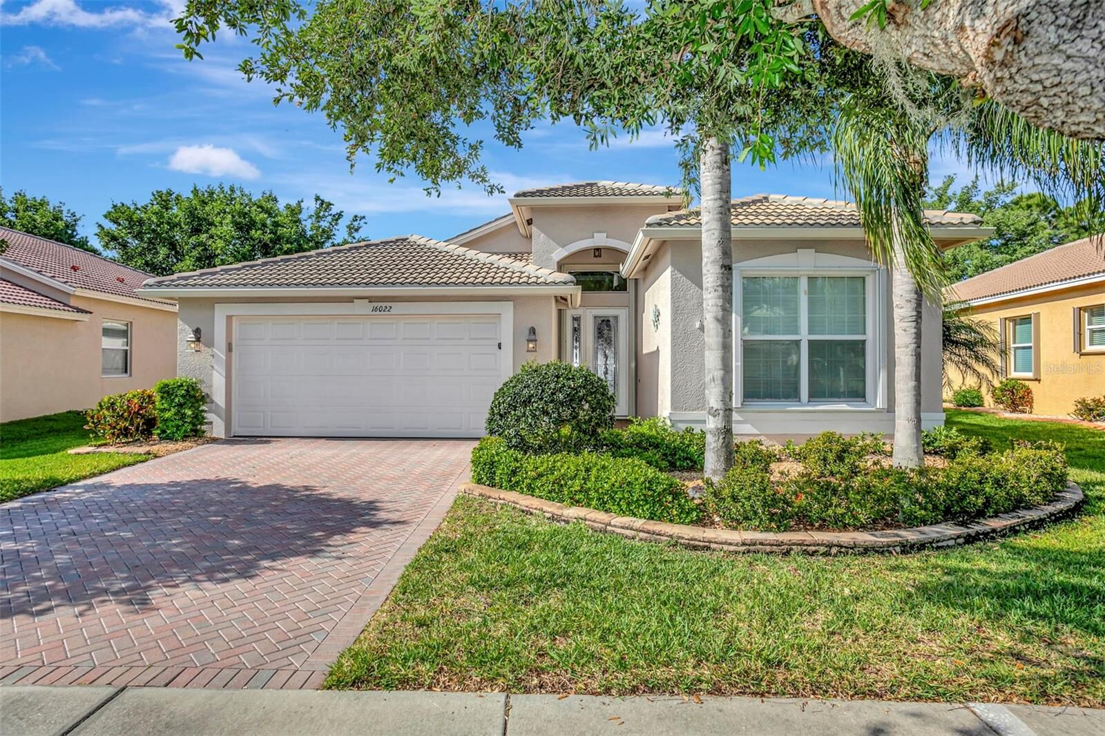 Property Photo:  16022 Golden Lakes Drive  FL 33598 