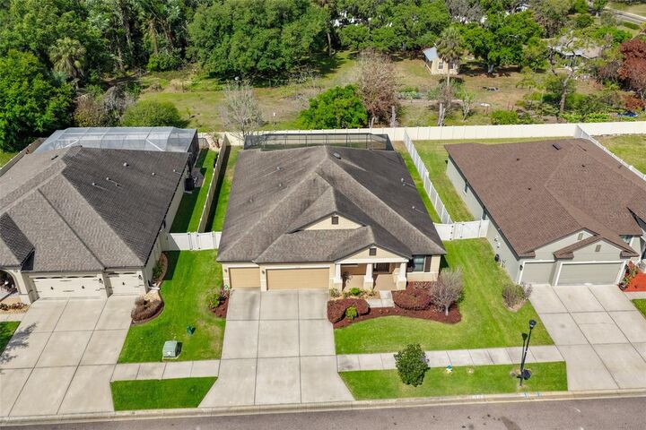Property Photo:  11014 Brahman Ranch Circle  FL 33578 