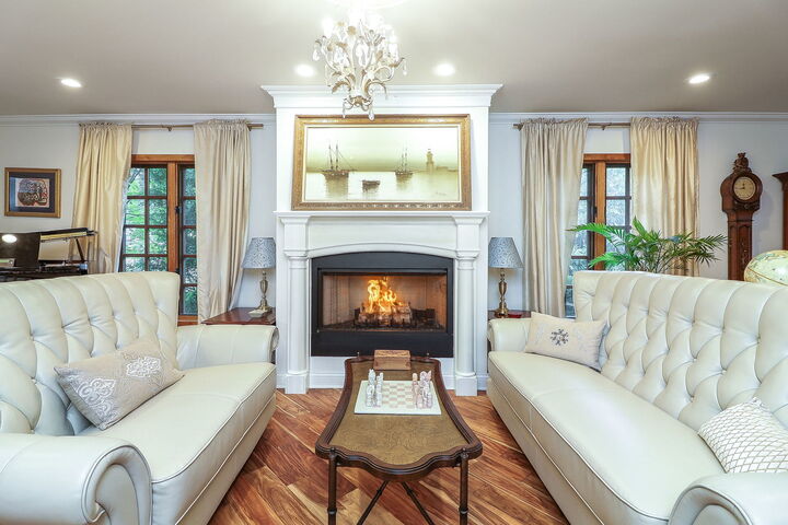 Property Photo:  39 Mockingbird Lane  IL 60523 