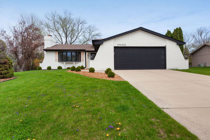 Property Photo:  29W332 Mark Drive  IL 60564 
