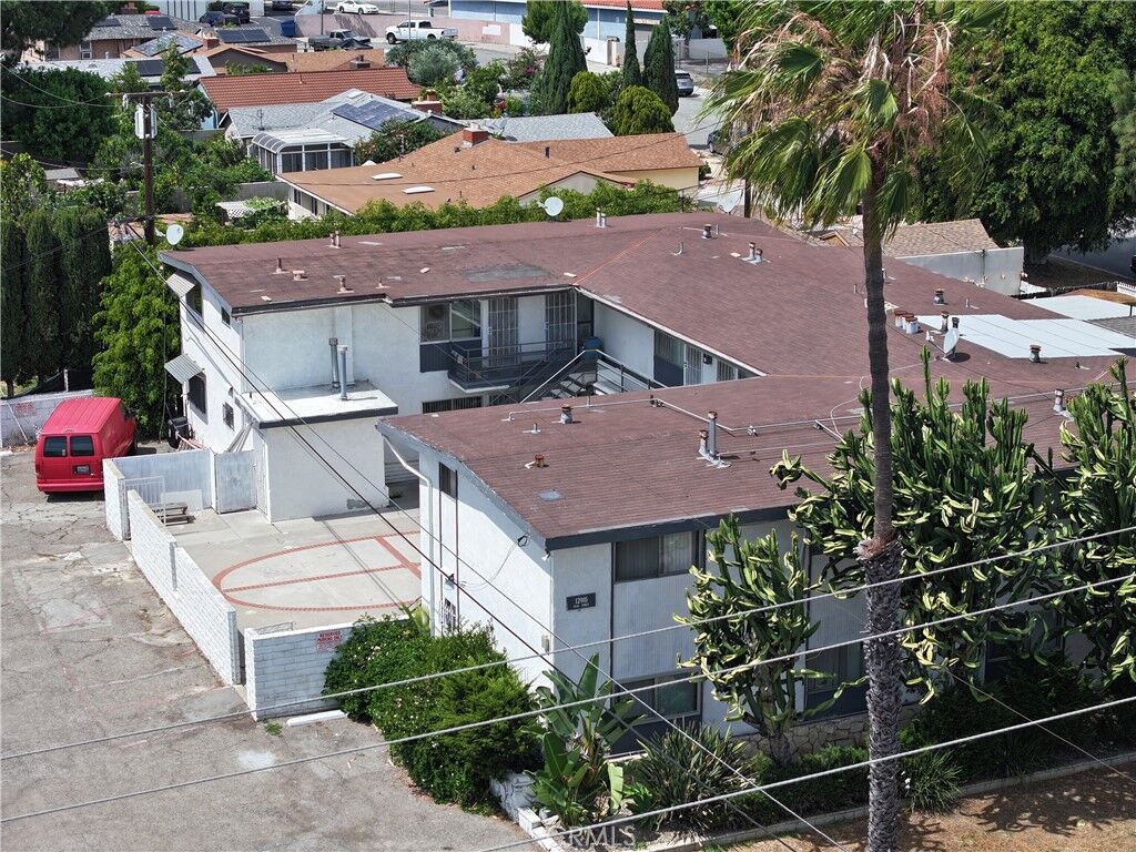 Property Photo:  12905 Palm Street  CA 92840 