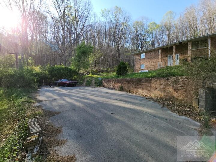Property Photo:  194 Naples Ln.  WV 24701 