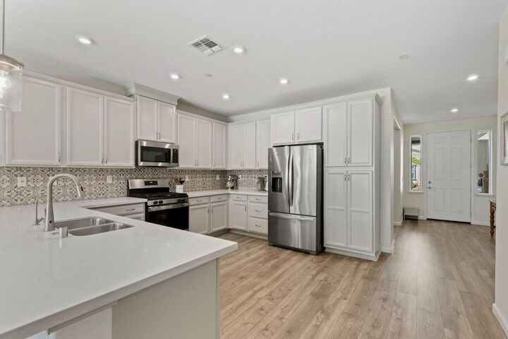 Property Photo:  1056 Luna Drive  CA 95747 