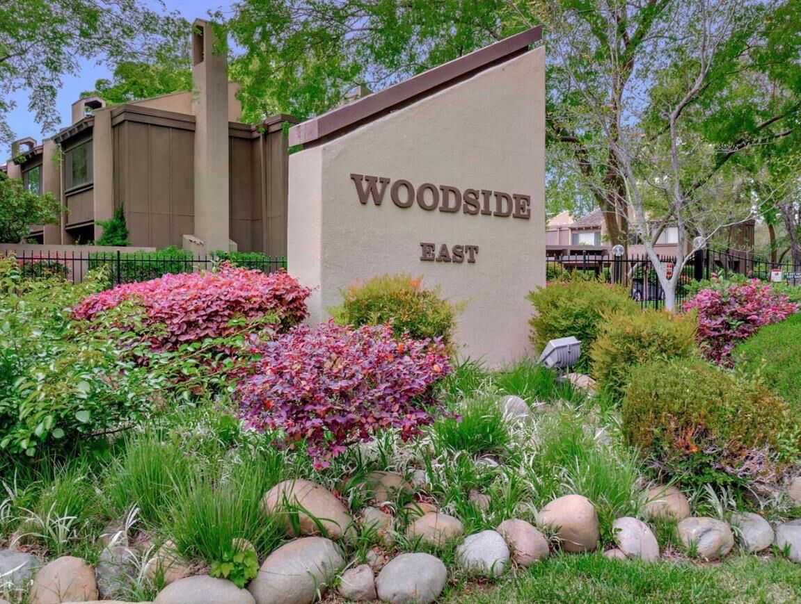Property Photo:  871 Woodside Lane 6  CA 95825 