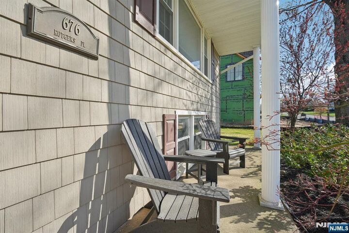 Property Photo:  676 Rutgers Place  NJ 07652 