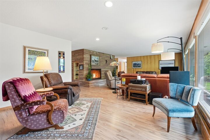 Property Photo:  1700 Arthur Avenue  MT 59801 