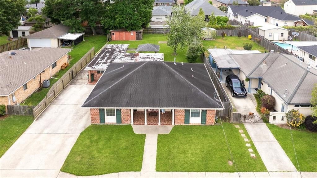 Property Photo:  1230 Aurora Avenue  LA 70005 