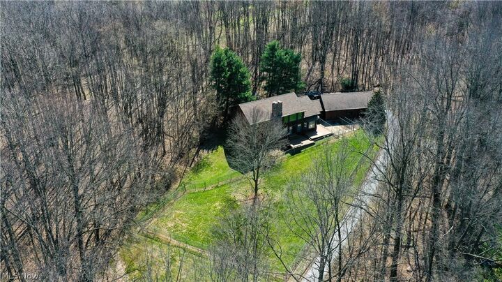 Property Photo:  3190 Bunker Hill Road  OH 44431 