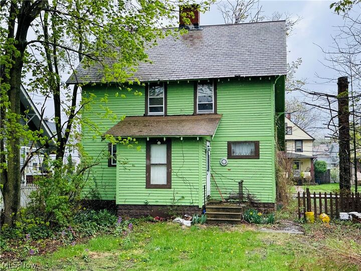 Property Photo:  4721 Topper Avenue  OH 44004 