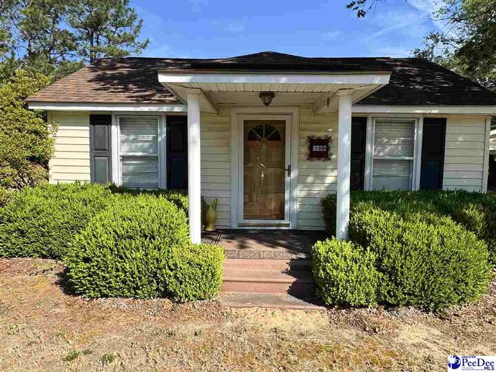 Property Photo:  2204 W Old Camden Rd  SC 29550 